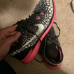 Women’s Nike free run shoes size 9.5